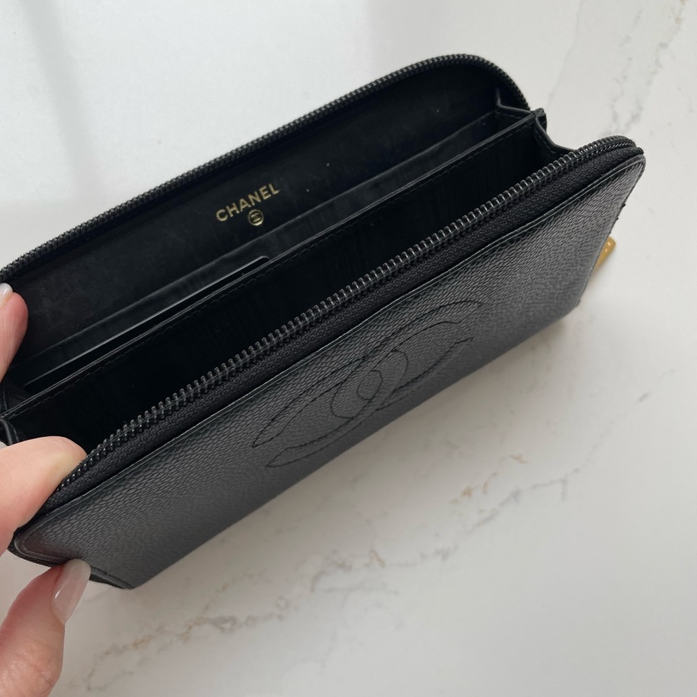 Chanel Black Quilted Caviar Zip Wallet - Picture 6 of 6